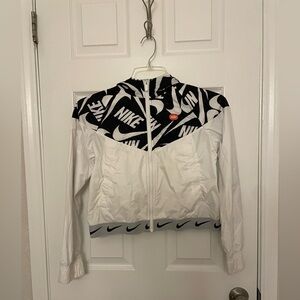 Nike Girls Zip Up Jacket - Size XL